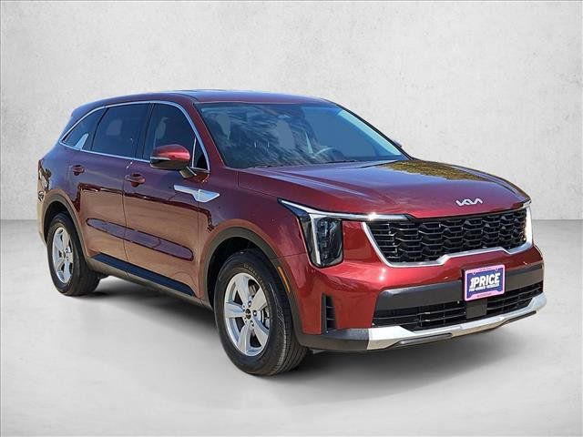 Used 2025 Kia Sorento LX FWD image 3