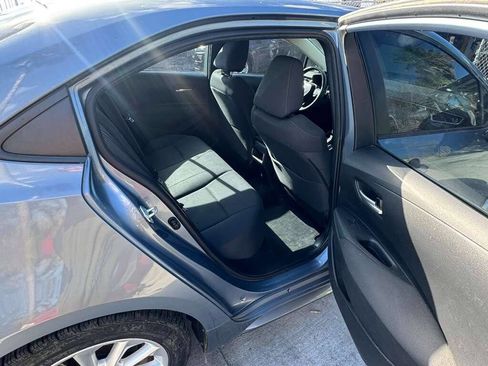 Used 2020 Toyota Corolla LE image 12