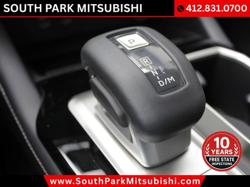 New 2025 Mitsubishi Outlander SE image 25