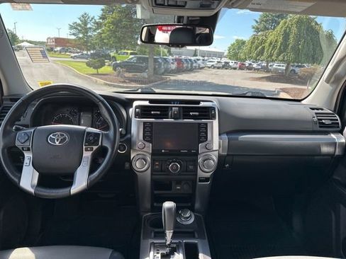 Used 2023 Toyota 4Runner SR5 Premium w/ Moonroof Package AWD/4WD image 12