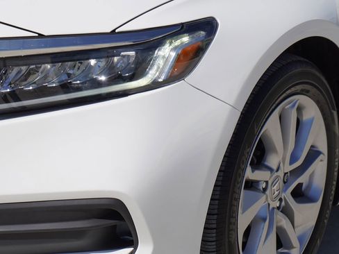 Used 2020 Honda Accord LX image 2
