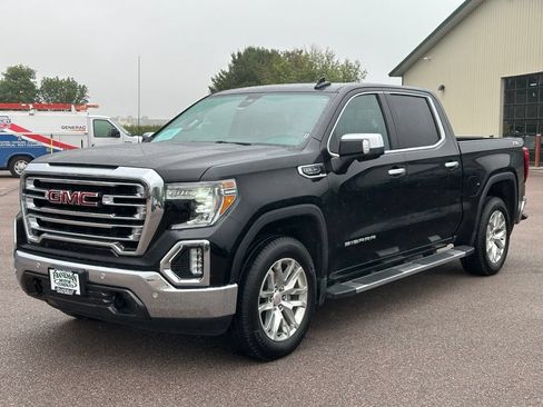 Used 2019 GMC Sierra 1500 SLT w/ SLT Premium Plus Package AWD/4WD image 4