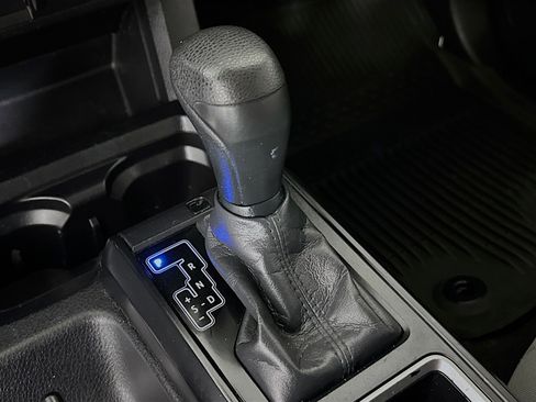 Used 2021 Toyota Tacoma SR w/ SR Convenience Package image 20