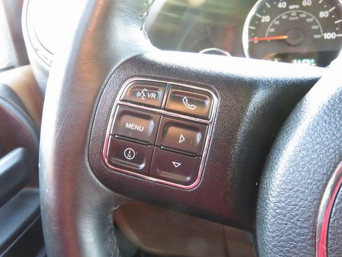 Used 2016 Jeep Wrangler Unlimited Sahara w/ Connectivity Group image 22