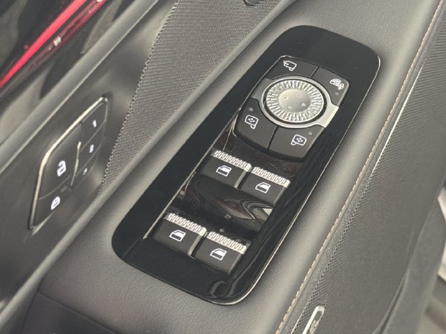 Used 2026 Lincoln Nautilus Reserve AWD/4WD image 21