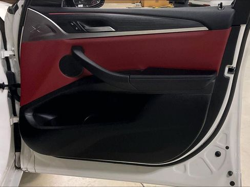 Certified 2024 BMW X3 sDrive30i w/ M Sport Package image 21