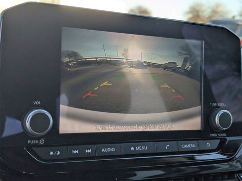 Certified 2023 Nissan Pathfinder SV image 14