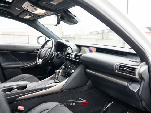 Used 2018 Lexus IS 350 F Sport image 15