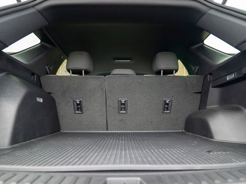 New 2026 Chevrolet Equinox LT w/ LPO, Floor Liner Package image 29