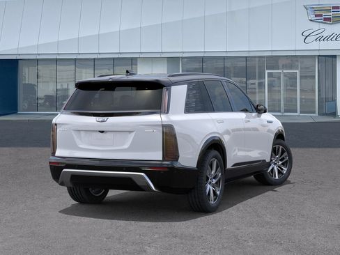 New 2026 Cadillac Vistiq Sport w/ LPO, Floor Liner Package AWD/4WD image 4