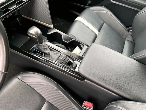Certified 2025 Toyota Camry SE FWD image 20