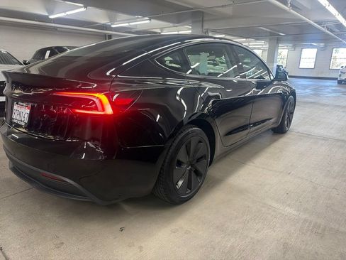 Used 2025 Tesla Model 3 RWD image 3