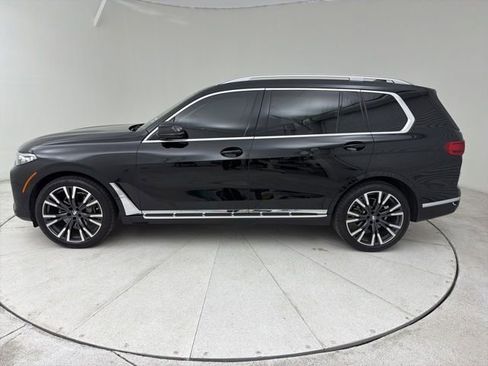 Used 2020 BMW X7 xDrive40i w/ Parking Assistance Package image 2