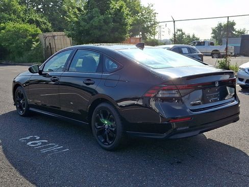 Used 2025 Honda Accord SE image 4