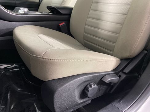 Used 2018 Ford Fusion S FWD image 17