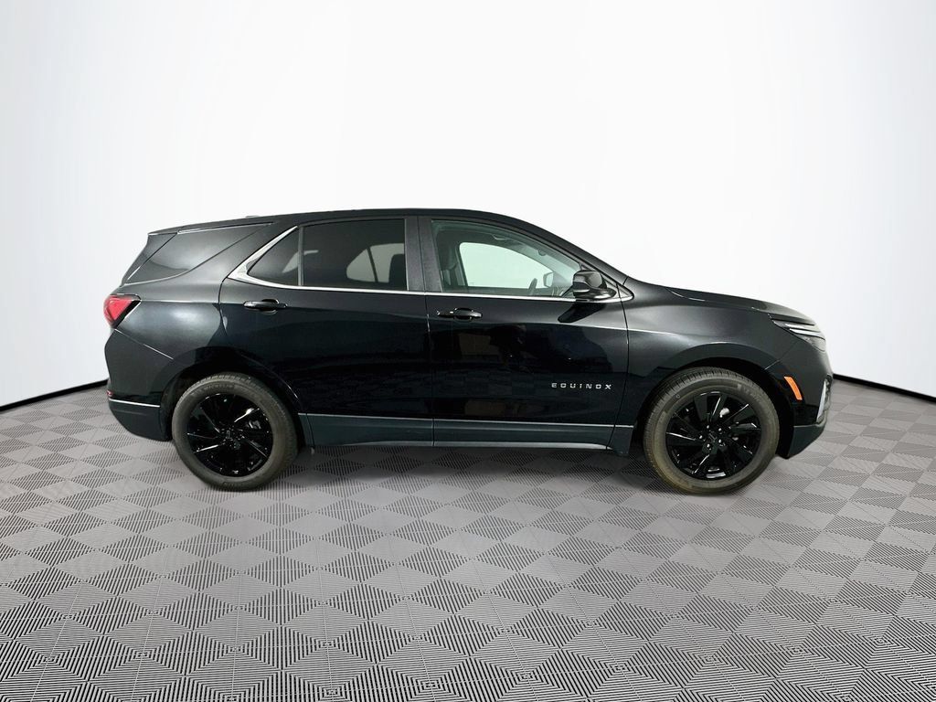 Used 2024 Chevrolet Equinox LT w/ LPO, Floor Liner Package FWD image 12