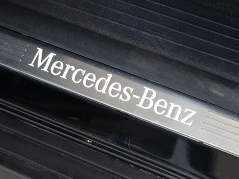Used 2025 Mercedes-Benz GLS 450 4MATIC image 27