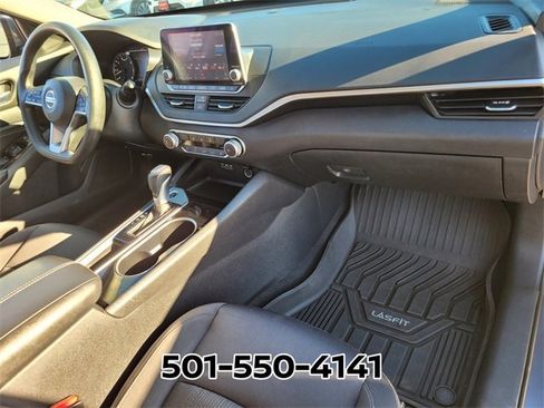 Used 2021 Nissan Altima 2.5 SV image 17