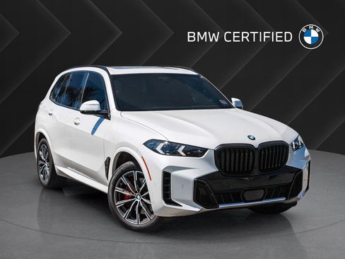 Certified 2024 BMW X5 xDrive40i w/ M Sport Package AWD/4WD image 1