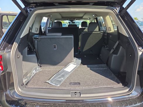 New 2026 Volkswagen Atlas SE image 7