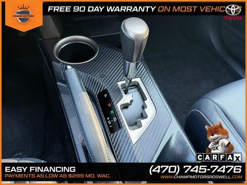 Used 2014 Toyota RAV4 Limited w/ Technology Package FWD image 31