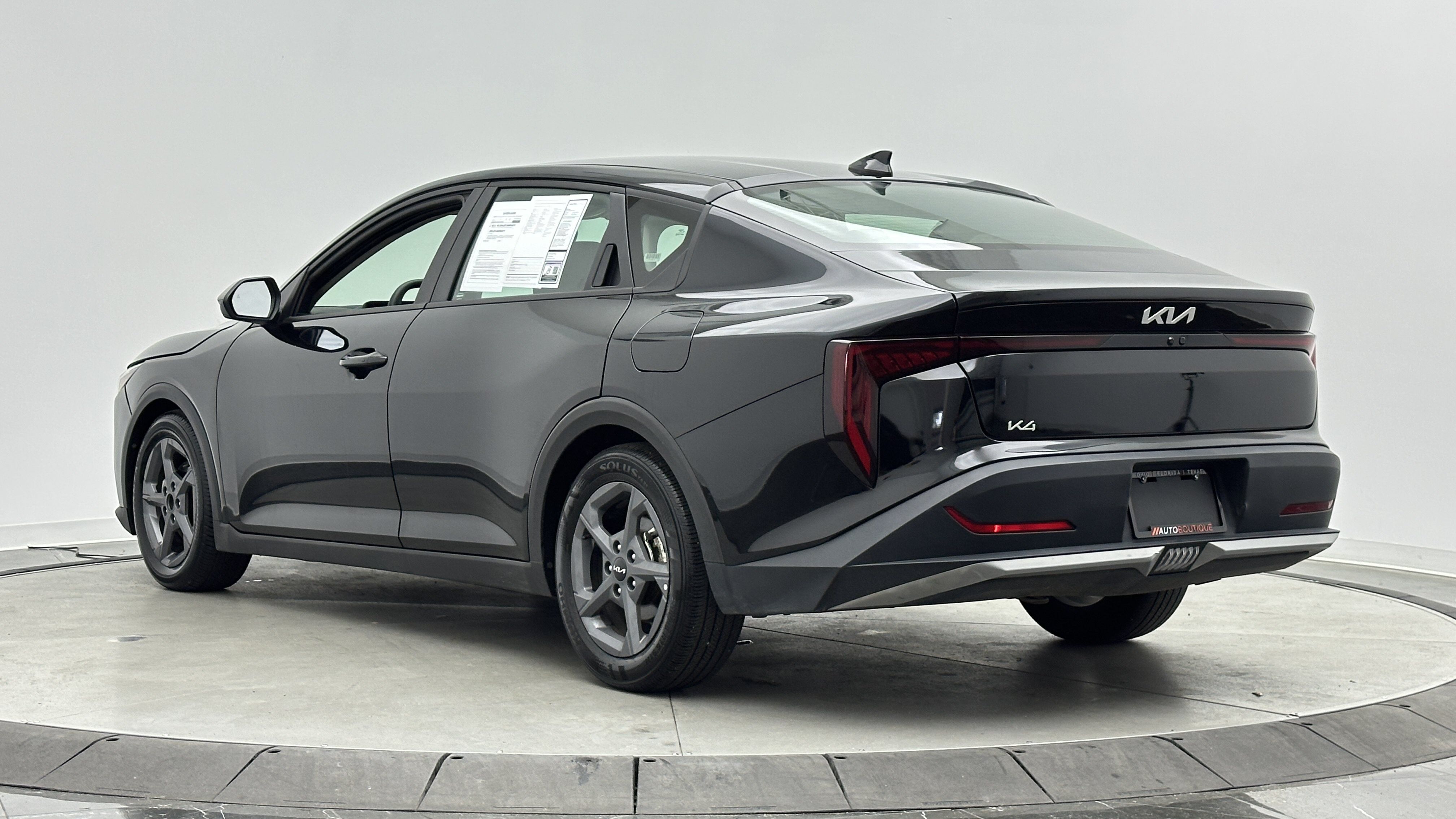 Used 2025 Kia K4 FWD image 4