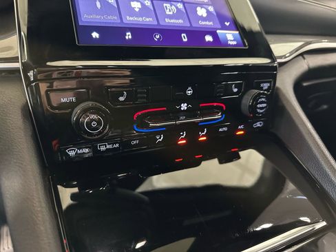 Used 2021 Jeep Grand Cherokee L Laredo image 30