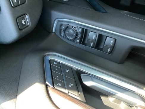 New 2025 GMC Sierra 2500 SLT w/ SLT Premium Package image 28