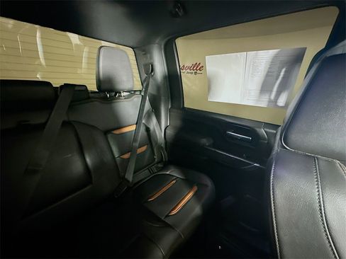 Used 2022 GMC Sierra 2500 AT4 w/ Gooseneck/5TH Wheel Package image 14