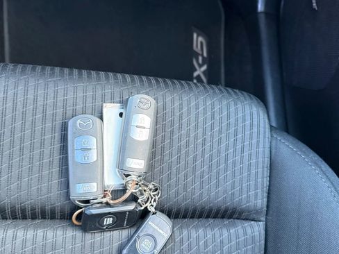 Used 2015 MAZDA CX-5 Touring w/ Bose/Moonroof Package AWD/4WD image 37