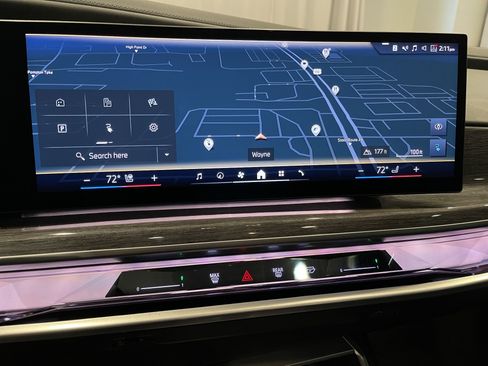 Used 2023 BMW i7 xDrive60 AWD/4WD image 22