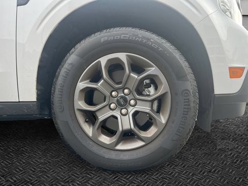 Used 2022 Ford Maverick XLT FWD image 6