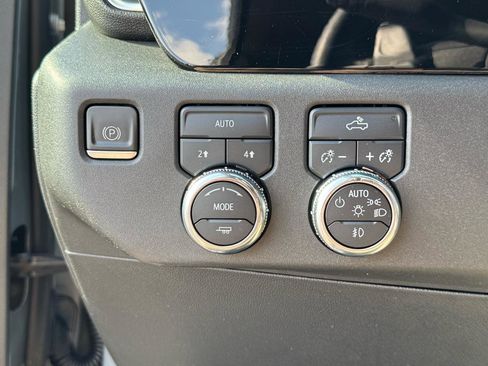 Used 2023 GMC Sierra 1500 Elevation AWD/4WD image 23