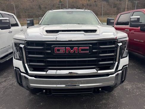 New 2026 GMC Sierra 2500 Pro w/ Convenience Package image 17