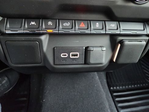 New 2026 Chevrolet Silverado 1500 Custom image 19