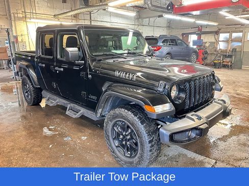 Used 2021 Jeep Gladiator Willys image 2