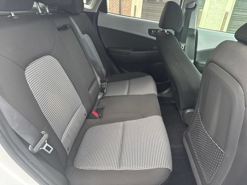 Used 2019 Hyundai Kona SEL w/ SEL Tech Package 02 FWD image 12