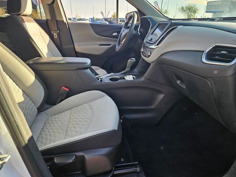 Certified 2021 Chevrolet Equinox LS w/ LS Convenience Package FWD image 26