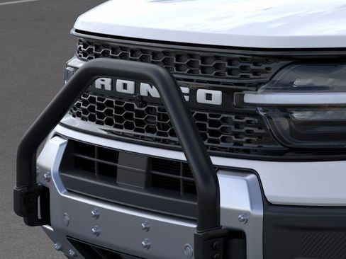 Used 2026 Ford Bronco Sport Outer Banks w/ Sasquatch Outer Banks Package AWD/4WD image 21