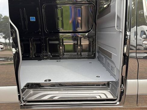 New 2026 Mercedes-Benz Sprinter 2500 image 11