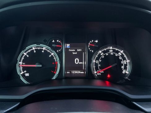 Used 2021 Toyota 4Runner TRD Off-Road image 49