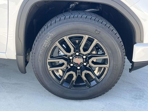 New 2026 GMC Sierra 1500 Elevation image 33