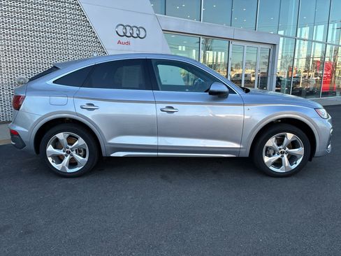 Used 2023 Audi Q5 2.0T Premium Plus w/ Premium Plus Package AWD/4WD image 9