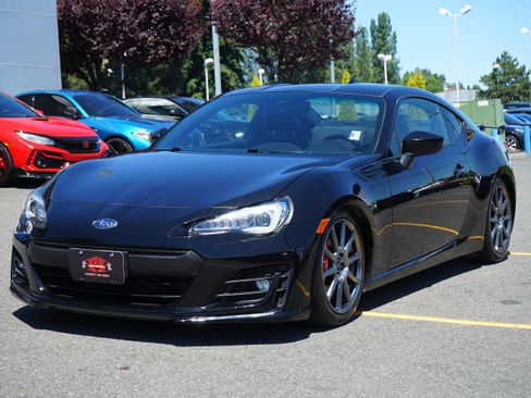 Used 2017 Subaru BRZ Limited w/ Performance Package RWD image 1