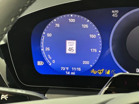 Certified 2026 Porsche Macan 4 Electric AWD/4WD image 32