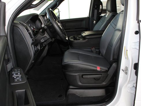 Used 2026 RAM 2500 Tradesman AWD/4WD image 36