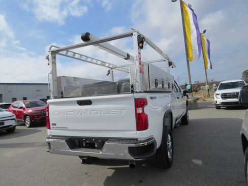 Used 2025 Chevrolet Silverado 2500 W/T w/ WT/CX Safety Package image 10
