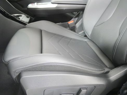 New 2026 BMW X2 xDrive28i w/ Technology Package image 10