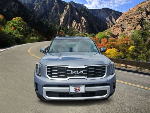 Used 2025 Kia Telluride S AWD/4WD image 6