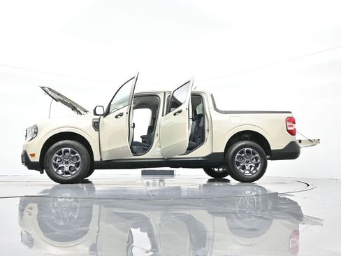 New 2025 Ford Maverick XLT w/ Equipment Group 302A AWD/4WD image 48
